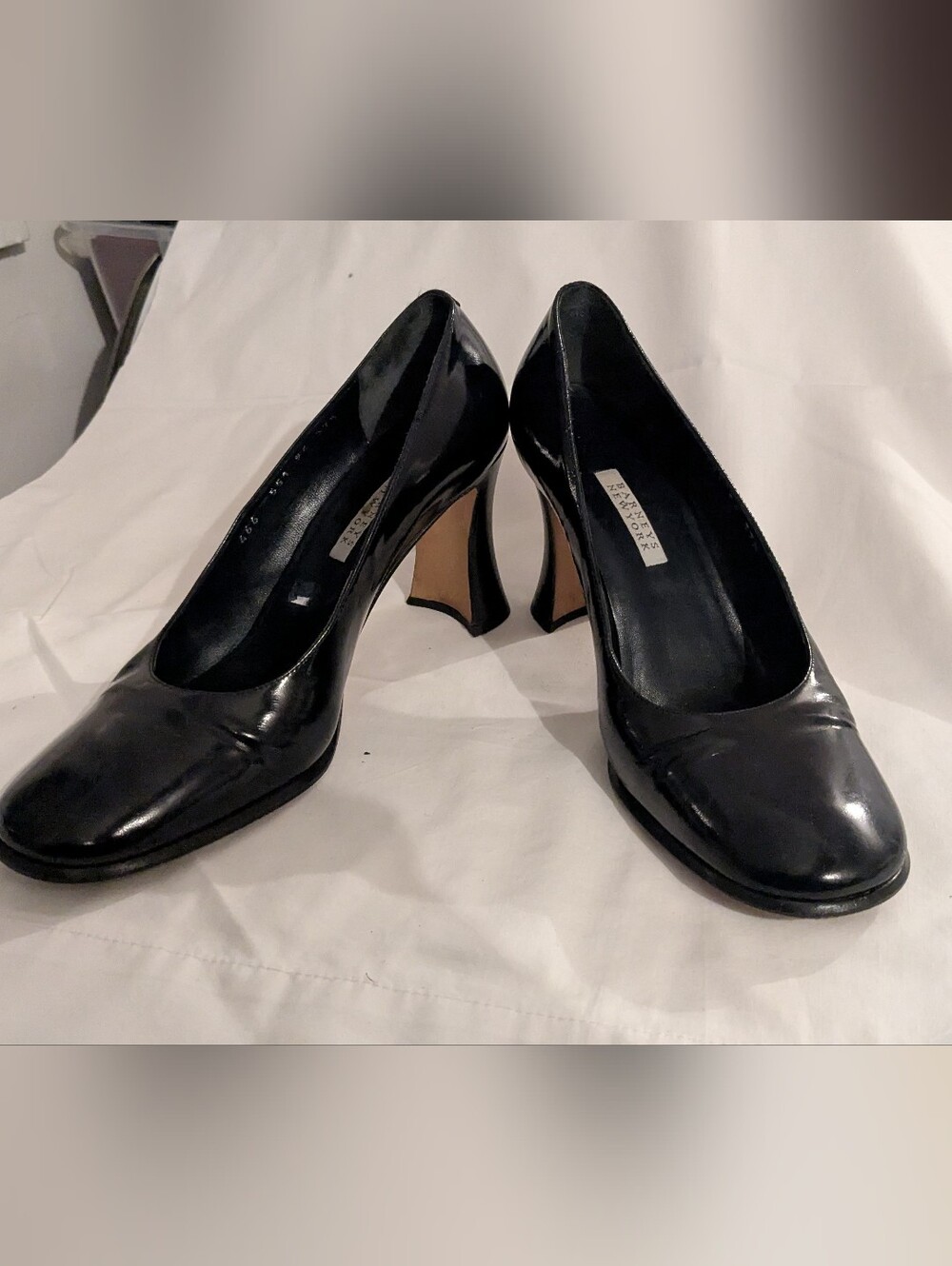 Barneys New York Black Leather Spool Heel Pumps Made in Italy 37.5 / 7